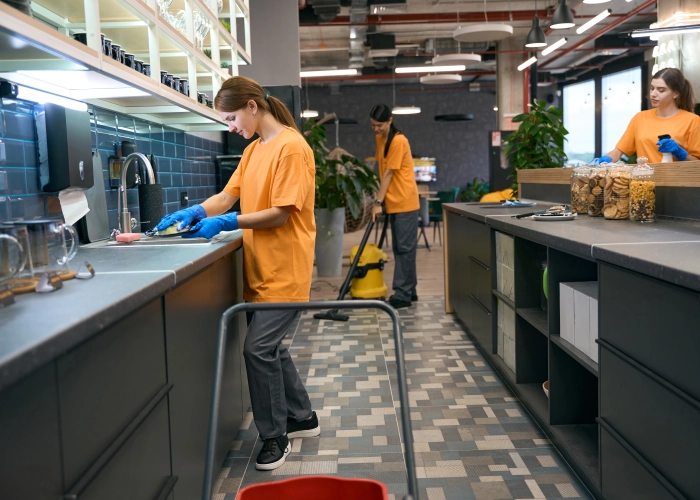 Limpieza de oficinas en Los Corrales de Buelna 39400